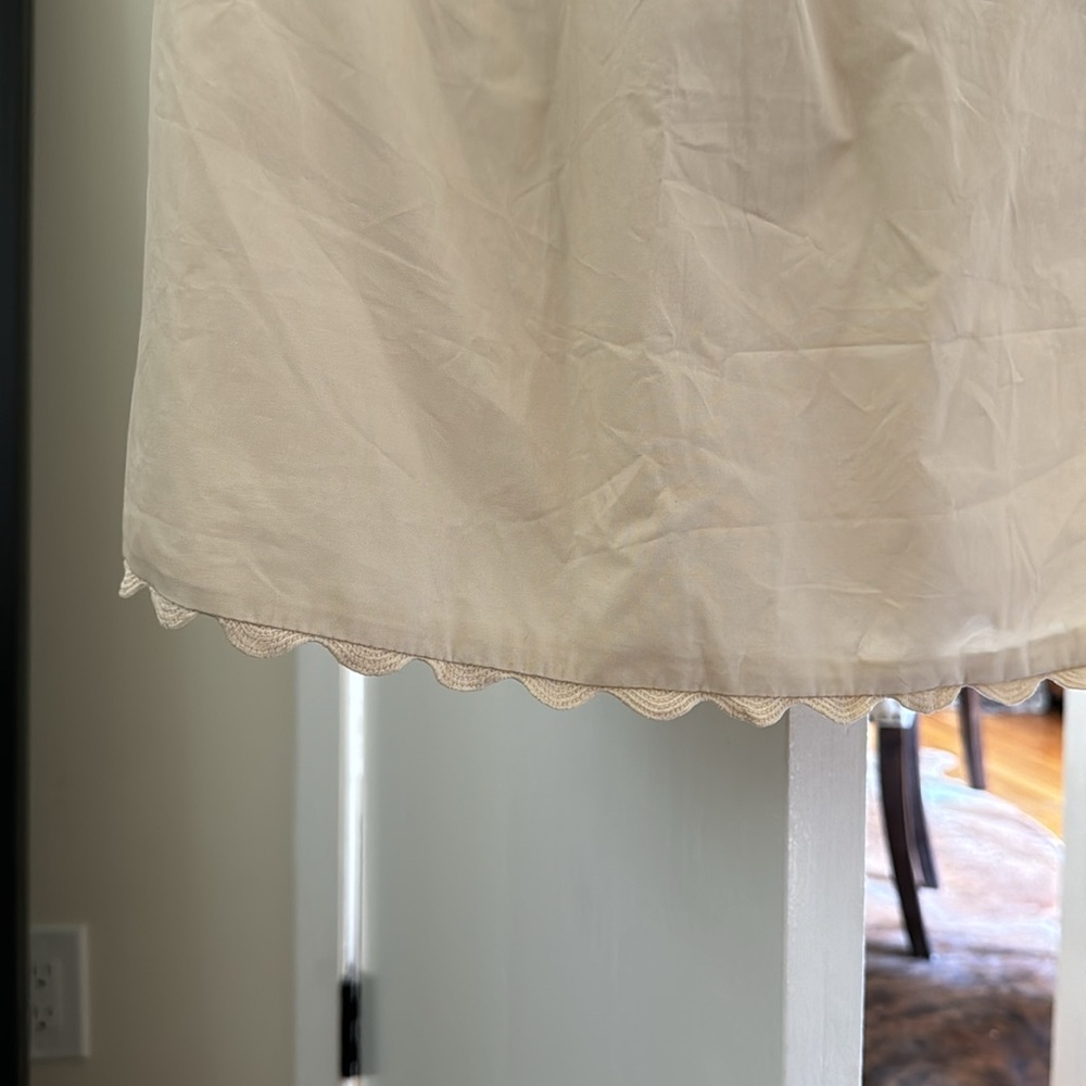 Listicle maternity beige maxi dress - Picture 3 of 4